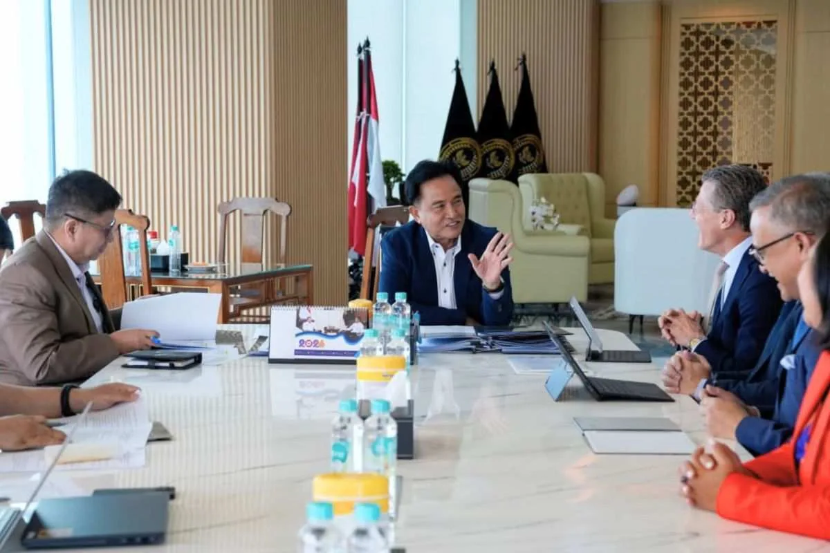 Yusril buka peluang penggunaan kuasa hukum pemilik merek asing di RI Yusril buka peluang penggunaan kuasa hukum pemilik merek asing di RI