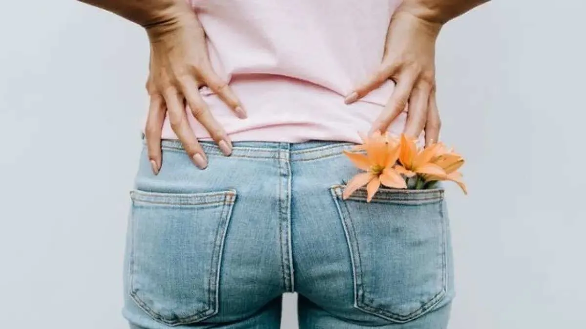 Bikin Kulit Mulus Lagi! 10 Cara Menghilangkan Jerawat di Bokong dengan Cepat dan Ampuh Bikin Kulit Mulus Lagi! 10 Cara Menghilangkan Jerawat di Bokong dengan Cepat dan Ampuh