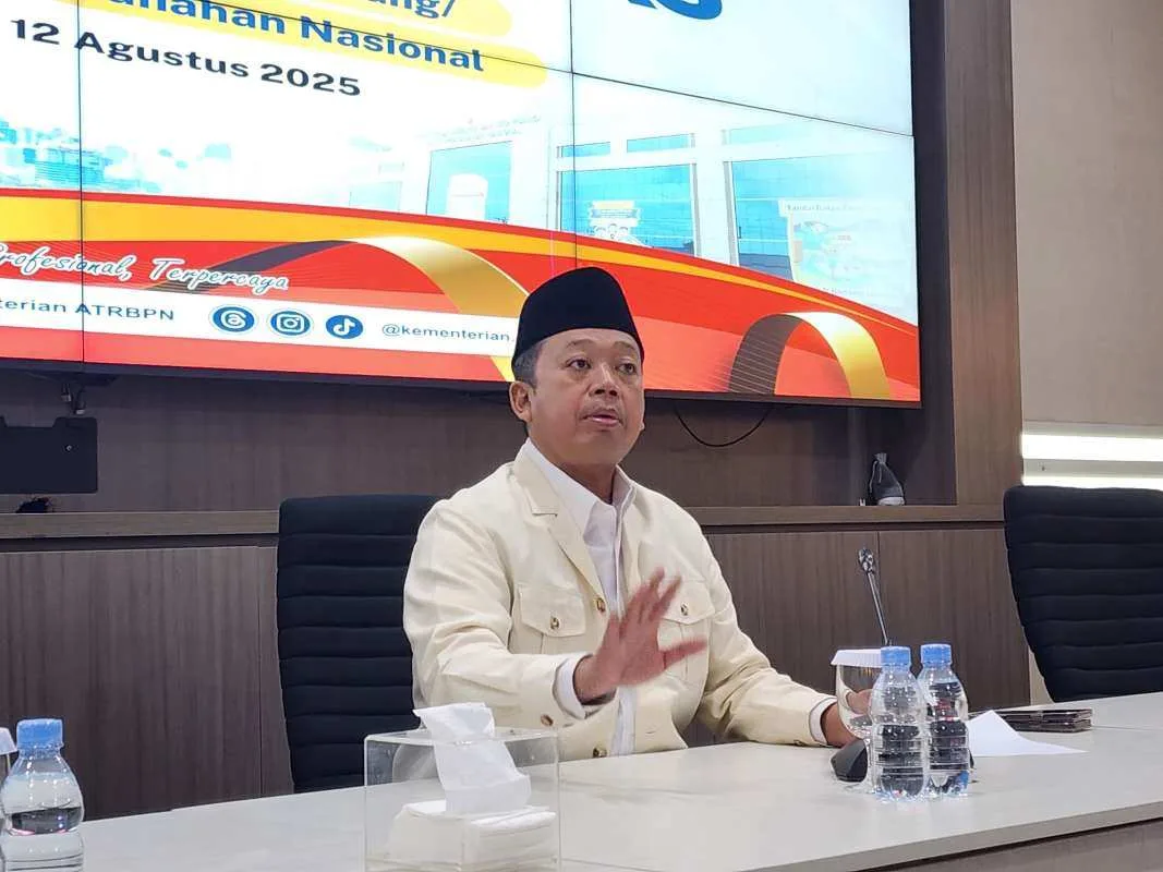 Bacaan Surah Al-Quraisy Nusron Wahid Dipersoalkan Santri Cilik, Ini Ayat Lengkap Beserta Artinya Bacaan Surah Al-Quraisy Nusron Wahid Dipersoalkan Santri Cilik, Ini Ayat Lengkap Beserta Artinya