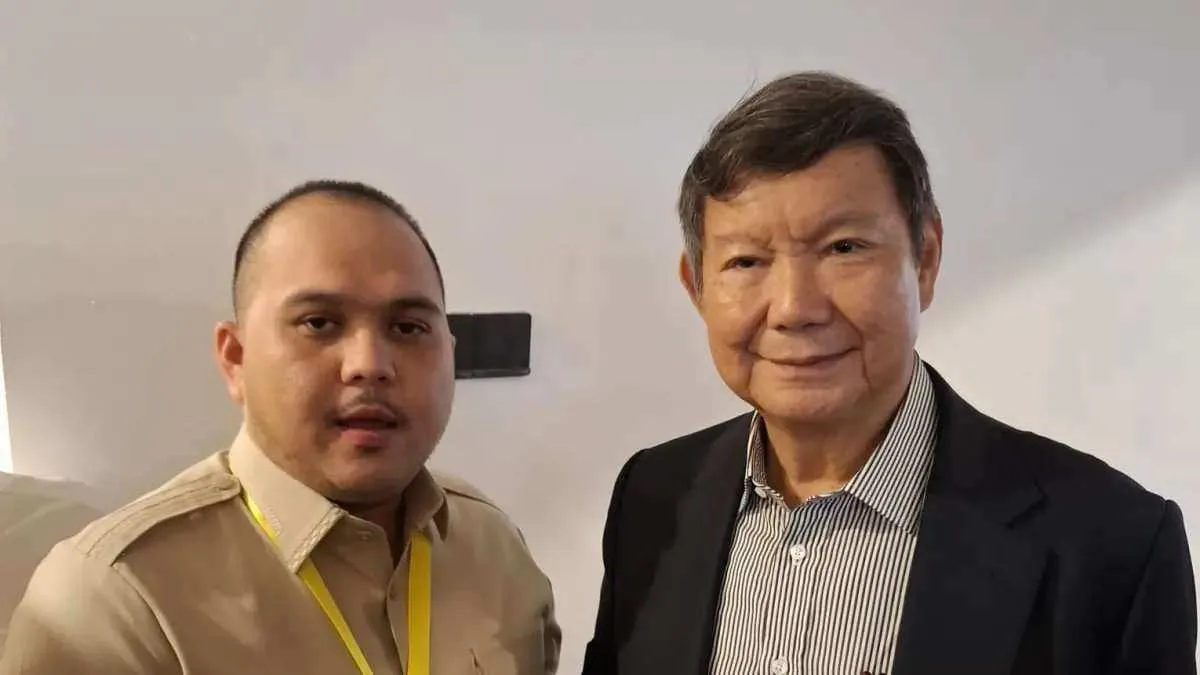 Di tengah perubahan sosial, ekonomi, teknologi dan politik yang berlangsung cepat, generasi muda dituntut tidak hanya menjadi penonton Di tengah perubahan sosial, ekonomi, teknologi dan politik yang berlangsung cepat, generasi muda dituntut tidak hanya menjadi penonton