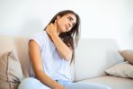 Jangan Panik, Ini 5 Cara Meredakan Leher Kaku Akibat Salah Posisi Tidur Jangan Panik, Ini 5 Cara Meredakan Leher Kaku Akibat Salah Posisi Tidur