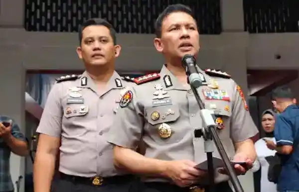 Enam Aktivis Greenpeace Dibawa ke Polda untuk Penanganan Medis