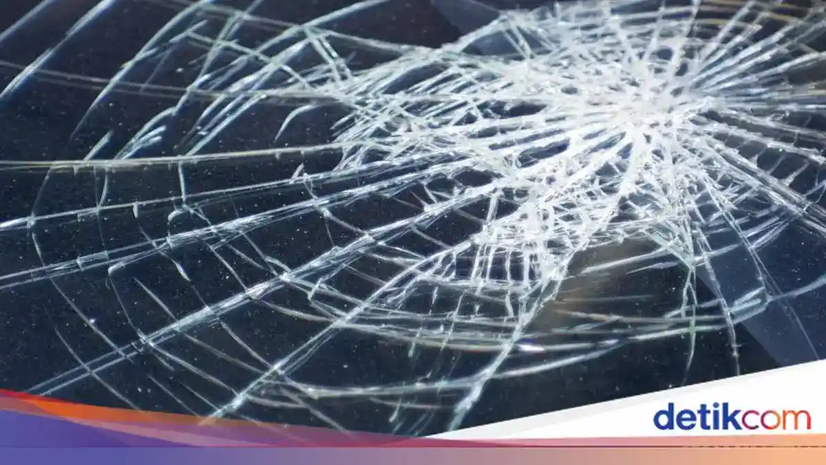 Lima Orang Terluka dalam Kecelakaan Elf Rombongan Manasik Haji di Pandeglang