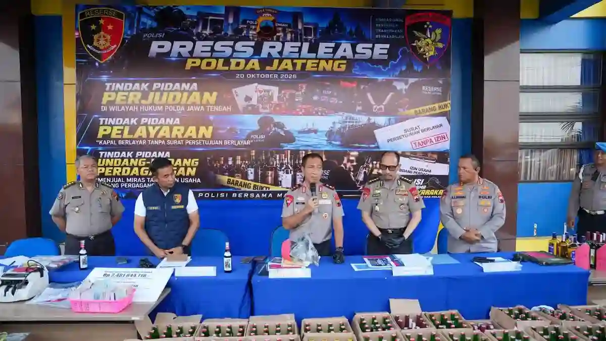 Polisi Ungkap Pengiriman 2.604 Botol Miras Tanpa Izin ke Karimunjawa