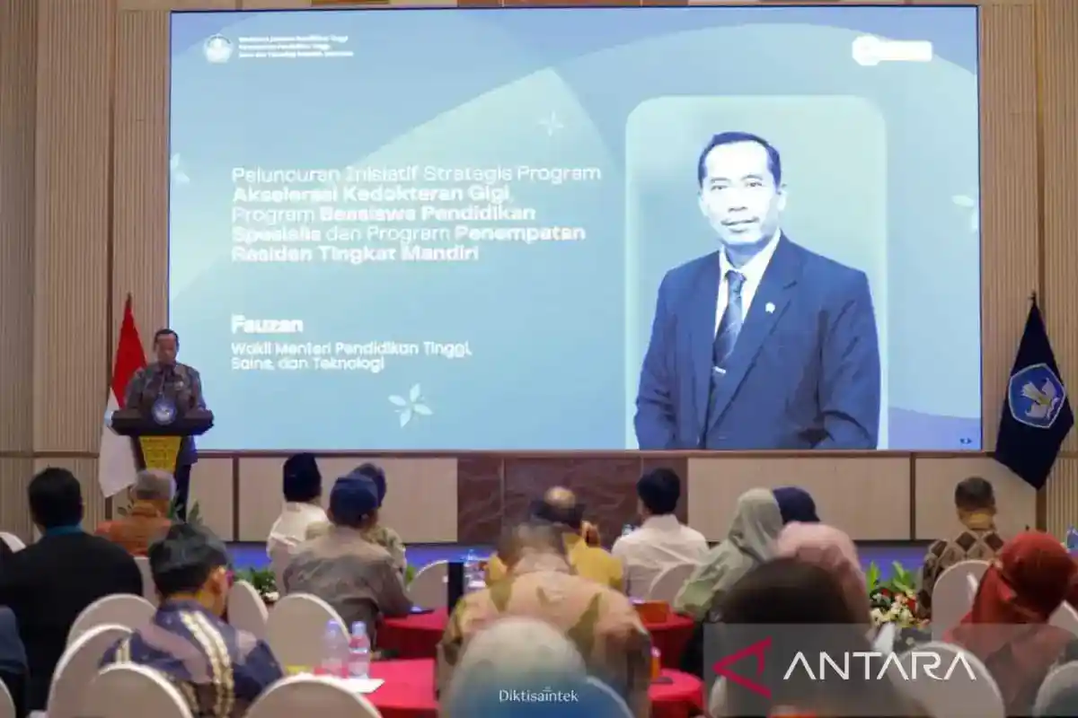 Beasiswa dan Ekspansi Pendidikan Spesialis Jadi Andalan Pemerintah Atasi Kekurangan Dokter