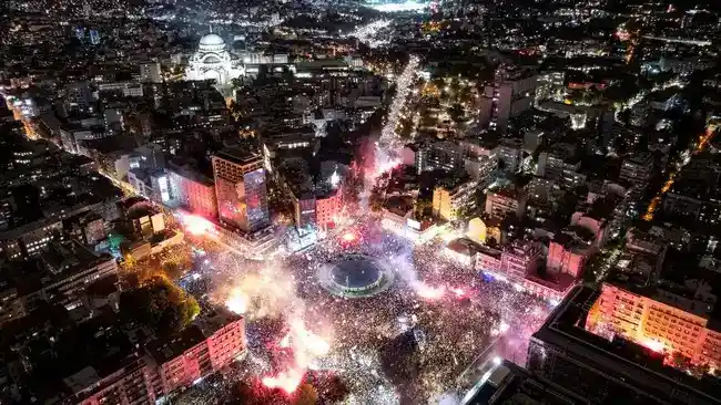 Kampanye Mahasiswa di Belgrade Uji Kekuatan Politik Pendukung Vučić