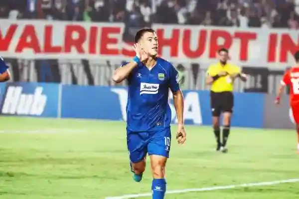 Persib Hadapi Garudayaksa di Pakansari, Beckham dan Ragnar Kembali Tersedia