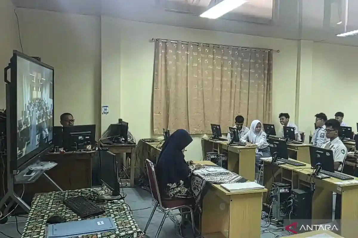 Kemendikdasmen Perketat Pengawasan TKA SMA dan Tegaskan Sanksi Pelanggaran