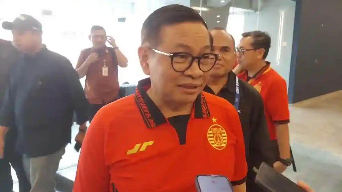 Pramono Janjikan Penyempurnaan Rumput Jakarta International Stadium