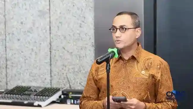 Wacana Rating Pasar Modal Mandiri dan Respons OJK di Tengah Rencana MSCI