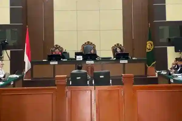 Kesaksian Lechumanan: Jokowi Merasa Terusik oleh Tuduhan soal Ijazah