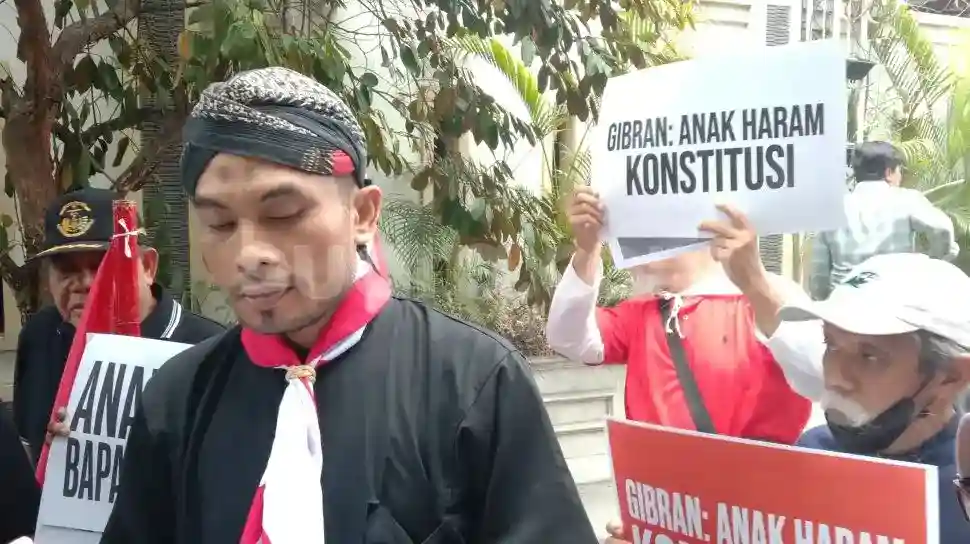 Surat untuk Jokowi: Pejuang Merah Putih Indonesia Desak Gibran Mundur dari Kursi Wapres