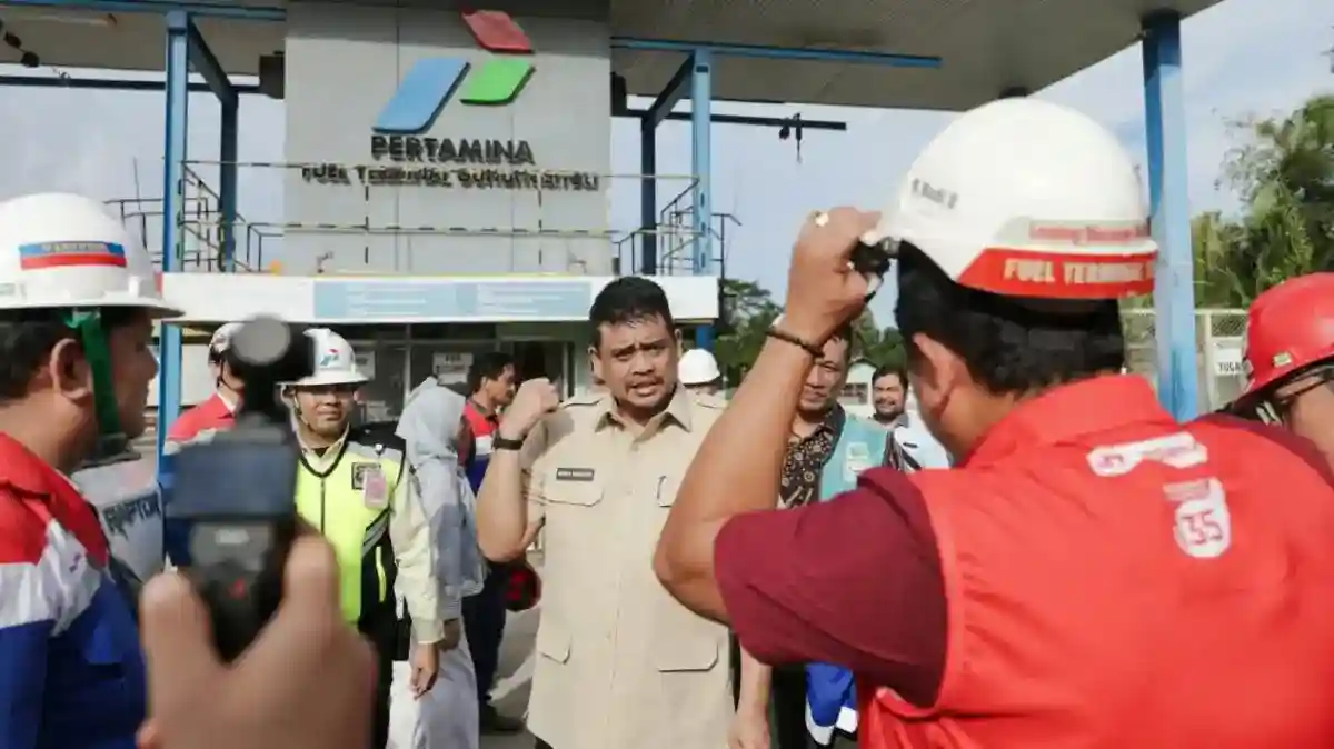 Bobby Nasution Tinjau Pasokan BBM Nias di Tengah Kendala Distribusi Jelang Nataru