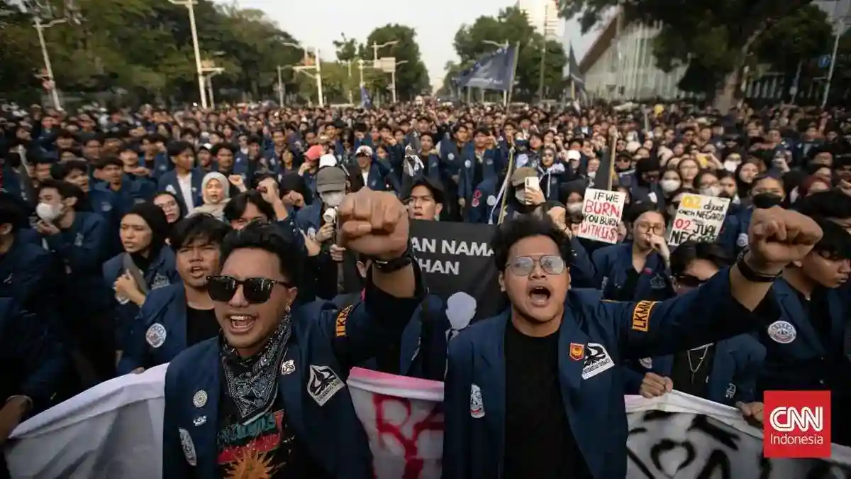 Mahasiswa Trisakti Gelar Aksi di Patung Kuda, Staf Wamensesneg Janji Tampung Aspirasi