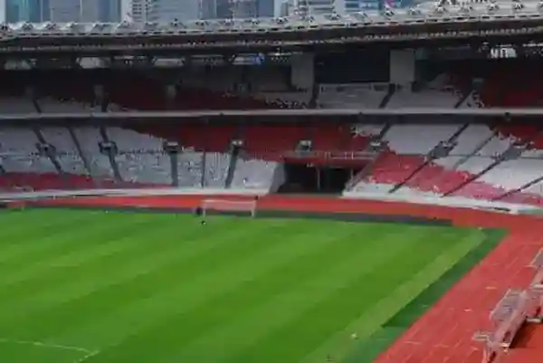 Penguatan Lapangan SUGBK untuk Menopang Pertandingan dan Konser Besar