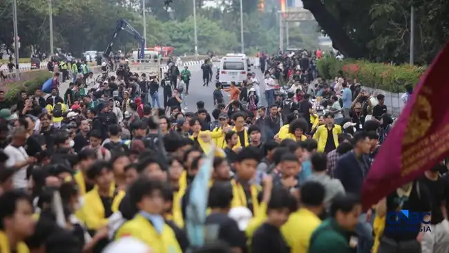 BEM SI Rencanakan Aksi Pendidikan di Depan DPR pada 5 Oktober BEM SI Rencanakan Aksi Pendidikan di Depan DPR pada 5 Oktober
