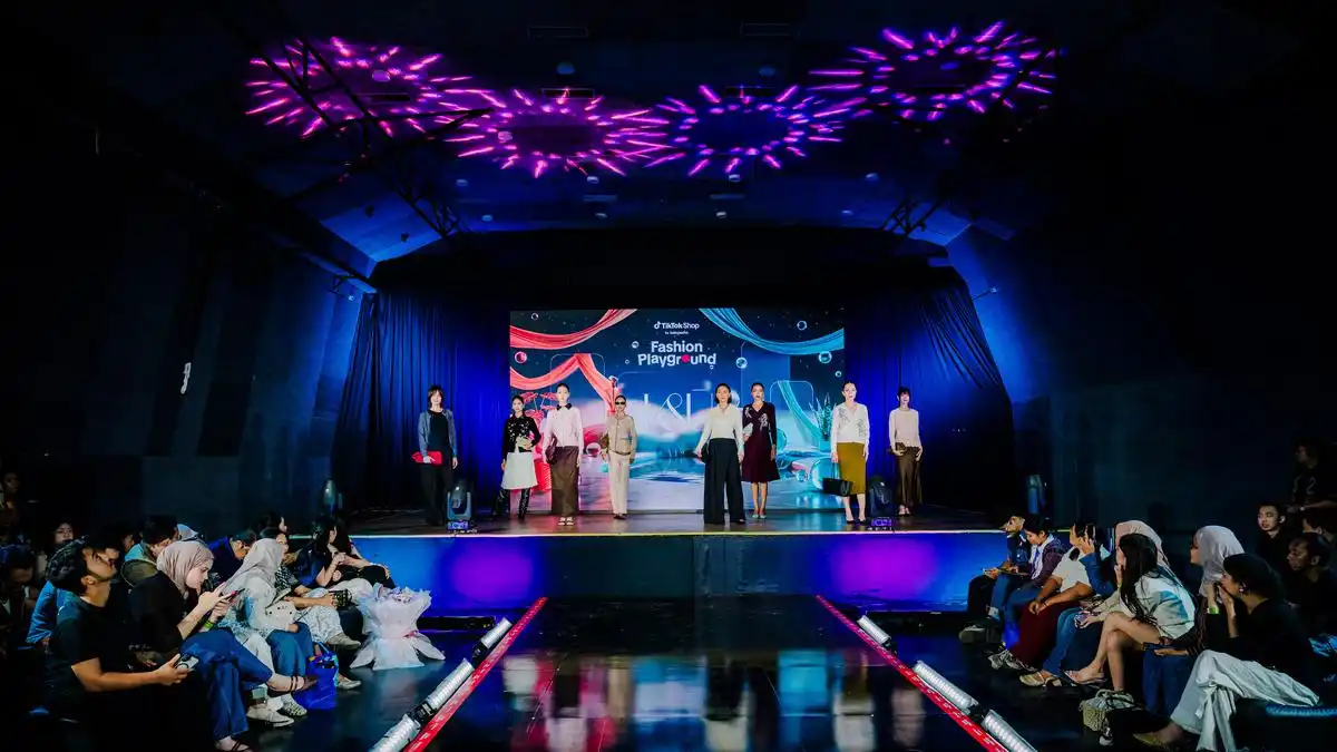 Dari Gorpcore hingga Live Shopping, Lanskap Fesyen TikTok 2026 Kian Beragam Dari Gorpcore hingga Live Shopping, Lanskap Fesyen TikTok 2026 Kian Beragam