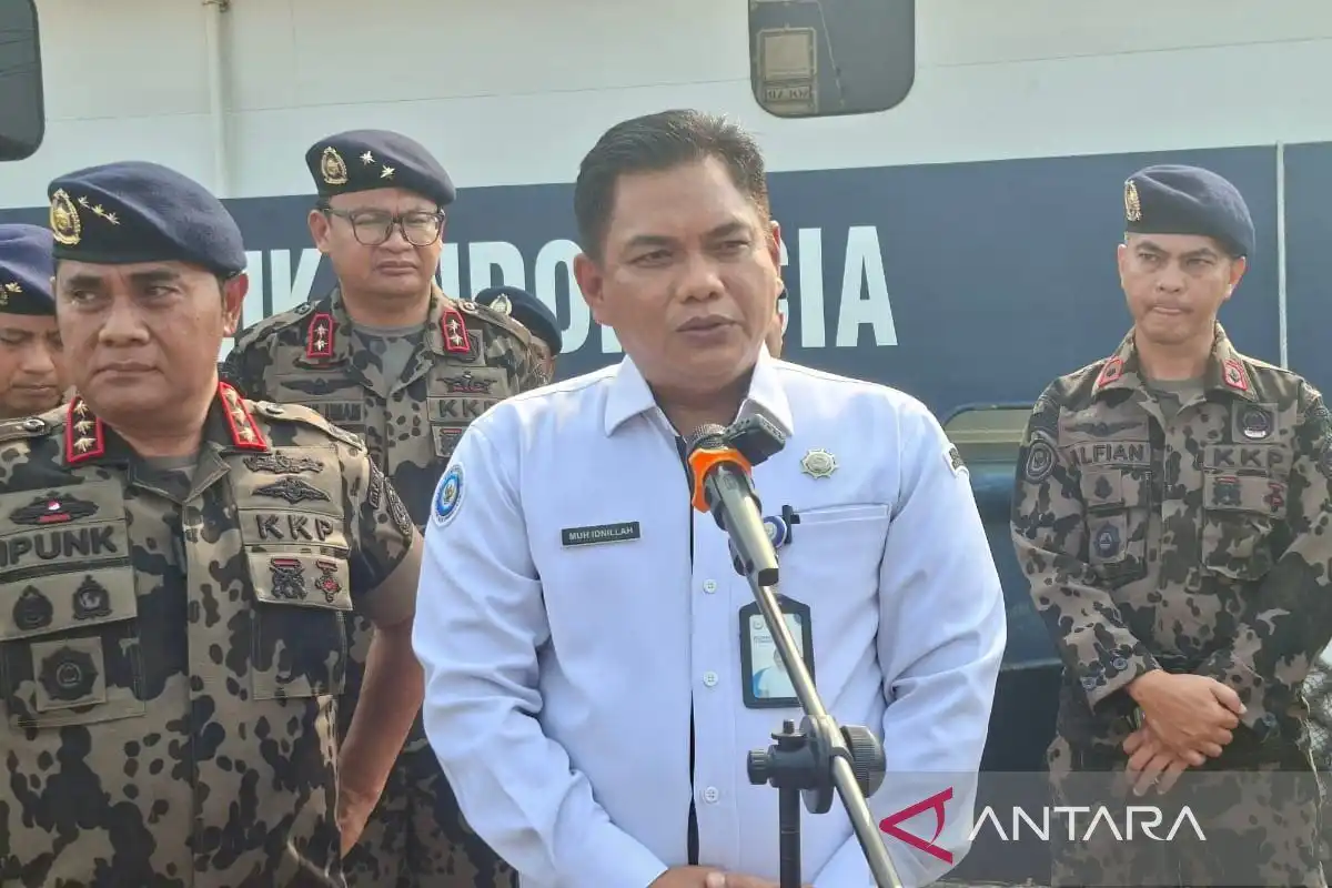 KKP Perketat Keagenan Awak Kapal Perikanan untuk Cegah Perekrutan Bermasalah KKP Perketat Keagenan Awak Kapal Perikanan untuk Cegah Perekrutan Bermasalah