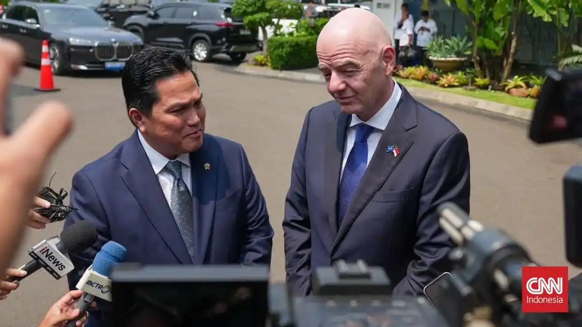 Prabowo Bertemu Gianni Infantino, Bahas Perkembangan Sepak Bola ASEAN di Indonesia Prabowo Bertemu Gianni Infantino, Bahas Perkembangan Sepak Bola ASEAN di Indonesia