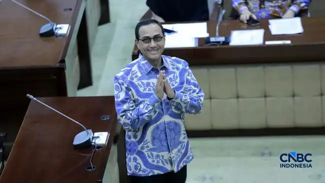 OJK: Rencana Kepemilikan Saham Danantara di BEI Menunggu Kesiapan Demutualisasi