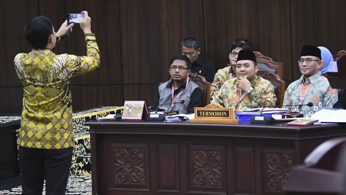 KPU dan Bawaslu Diadukan ke DKPP soal Ketentuan Pencalonan Gibran