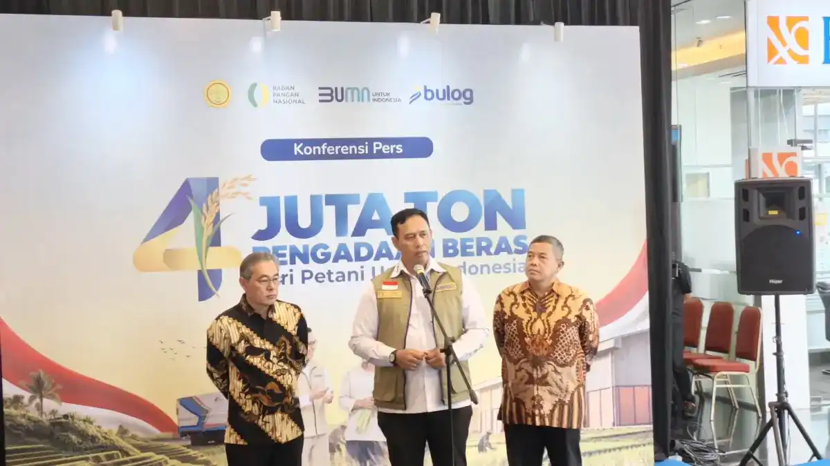 Bulog Catat Pengadaan Beras Tertinggi Sepanjang Sejarah hingga Oktober 2026 Bulog Catat Pengadaan Beras Tertinggi Sepanjang Sejarah hingga Oktober 2026