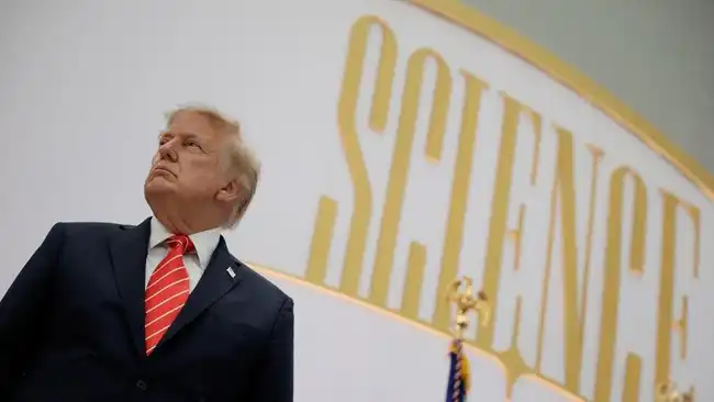 Trump Serang Kandidat Senat Muslim, Salah Sebut Nama Abdul El-Sayed