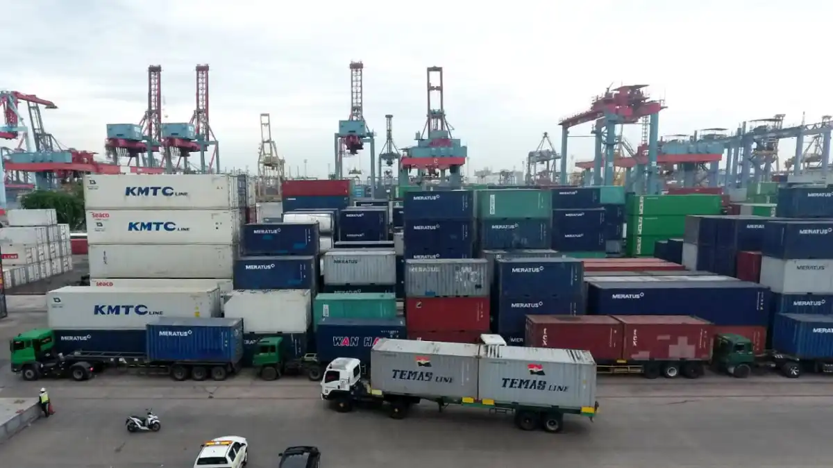 Transformasi Pergudangan dan Teknologi Menopang Daya Saing Logistik Indonesia Transformasi Pergudangan dan Teknologi Menopang Daya Saing Logistik Indonesia