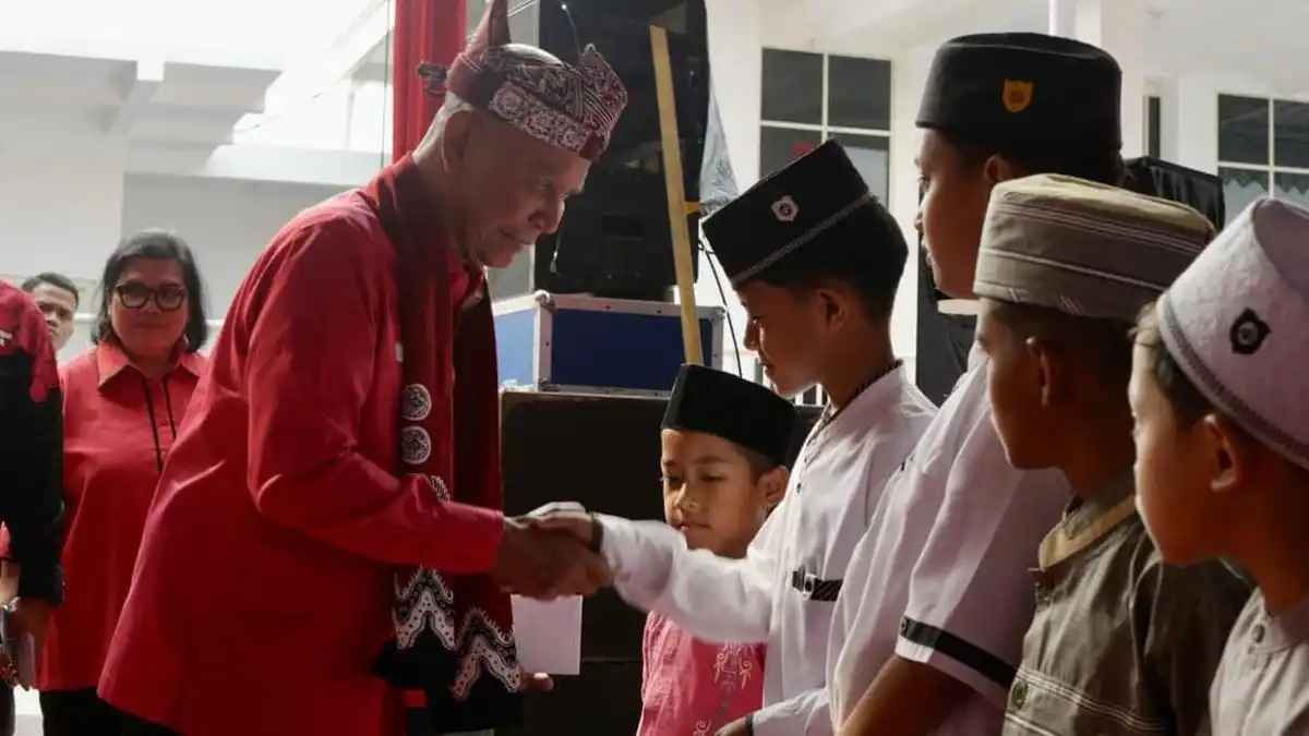 Said Abdullah Pimpin Bakti Sosial dan Konsolidasi PDIP di Kabupaten Malang Said Abdullah Pimpin Bakti Sosial dan Konsolidasi PDIP di Kabupaten Malang