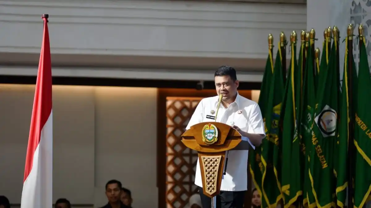 Bobby Nasution Soroti Polemik Ijazah Gibran, Jokowi Tegaskan Sikap atas Putusan MK Bobby Nasution Soroti Polemik Ijazah Gibran, Jokowi Tegaskan Sikap atas Putusan MK
