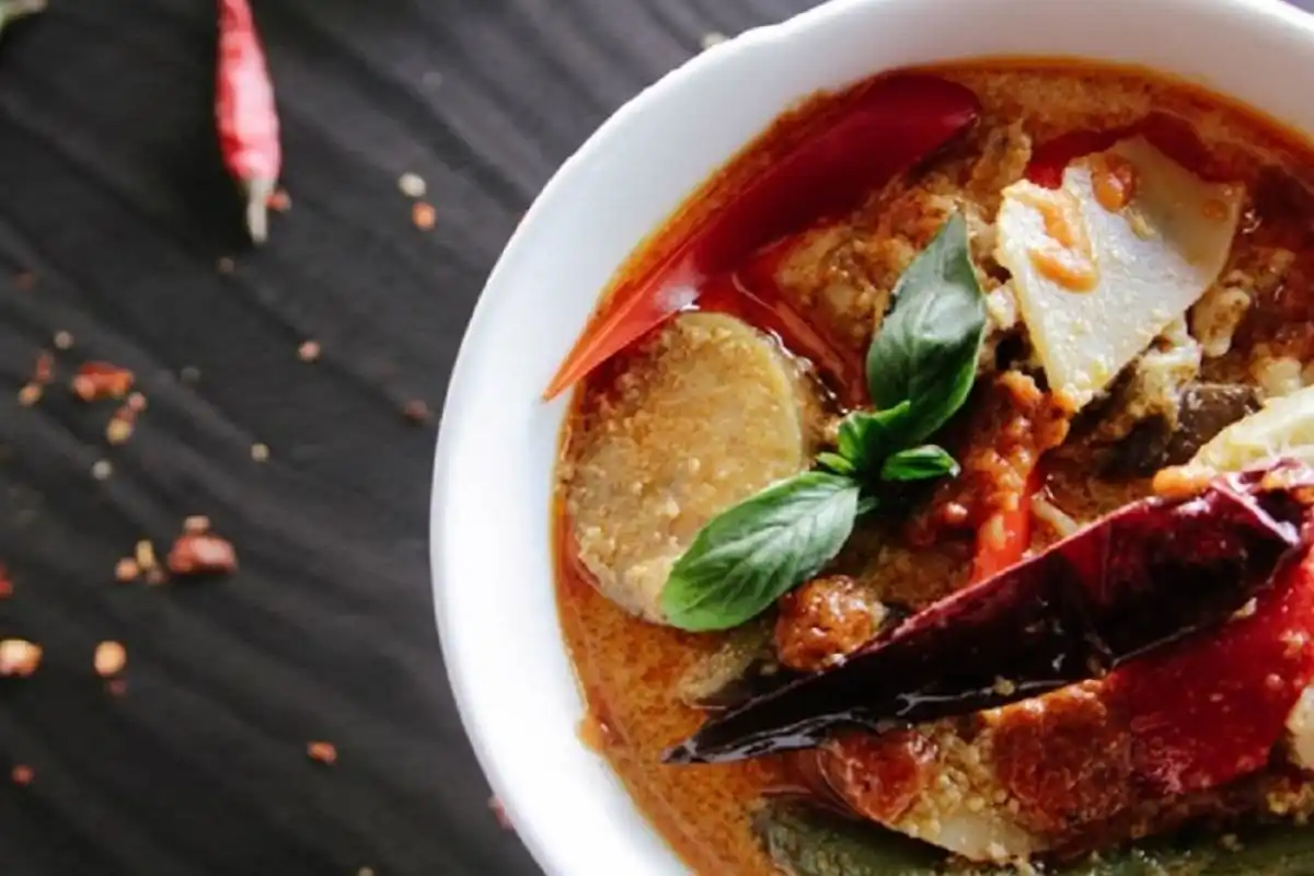 Preferensi terhadap makanan pedas yang kuat juga jarang terjadi