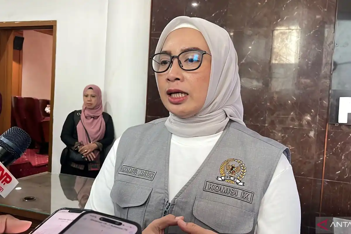 Komisi IX Minta Pengawasan Keamanan Program MBG di Sulawesi Tenggara Diperketat
