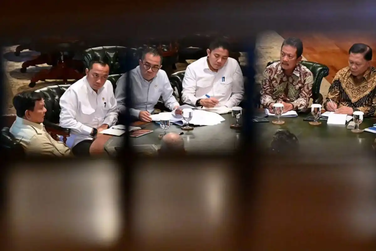 Prabowo Minta Perkembangan 100 Kampung Nelayan Merah Putih