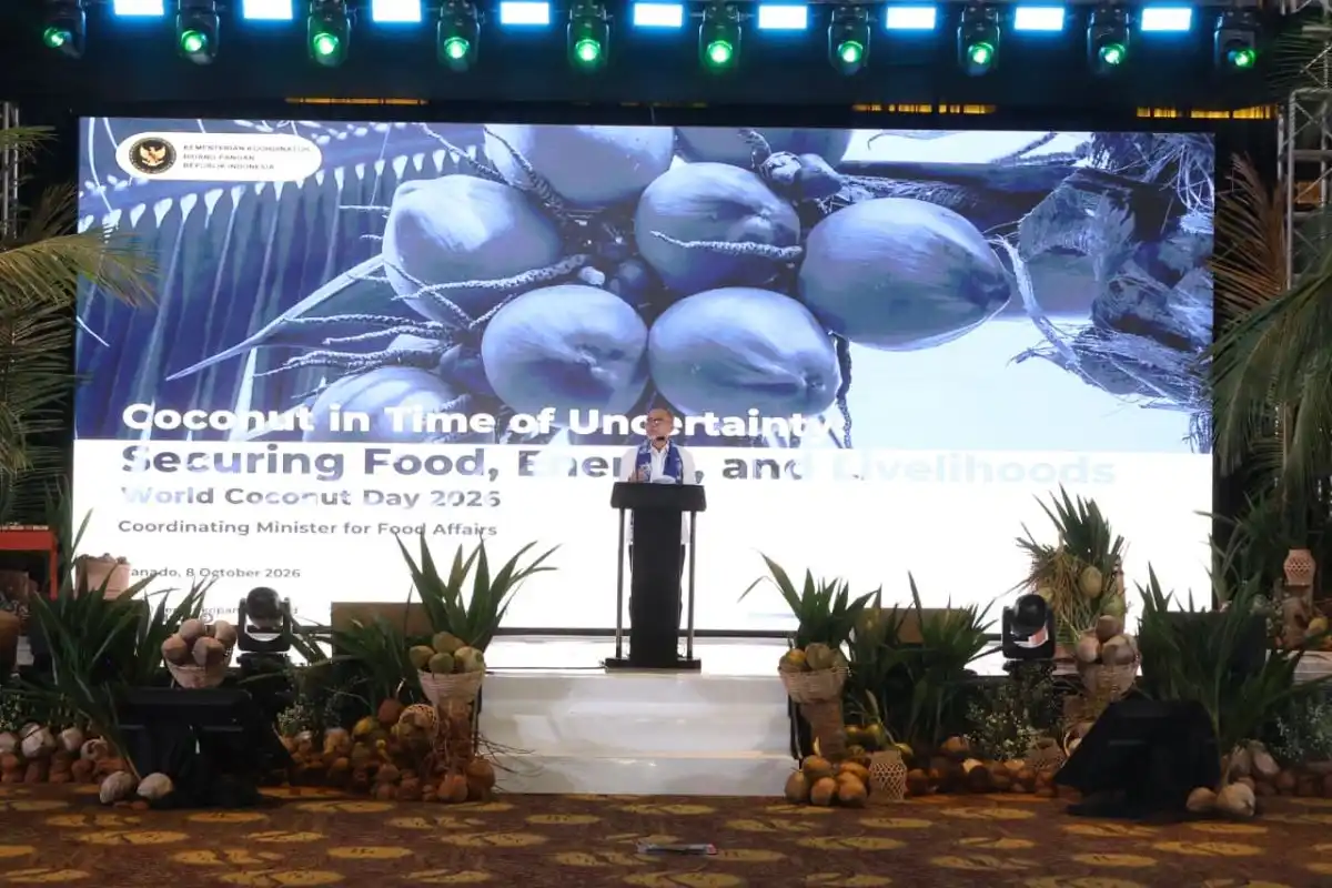Pemerintah Rancang Peremajaan 9.000 Hektare Kebun Kelapa pada 2027 Pemerintah Rancang Peremajaan 9.000 Hektare Kebun Kelapa pada 2027