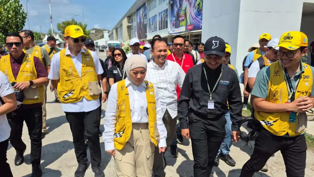Meutya Hafid Pastikan Komunikasi MotoGP Mandalika 2026 Berjalan Optimal Meutya Hafid Pastikan Komunikasi MotoGP Mandalika 2026 Berjalan Optimal