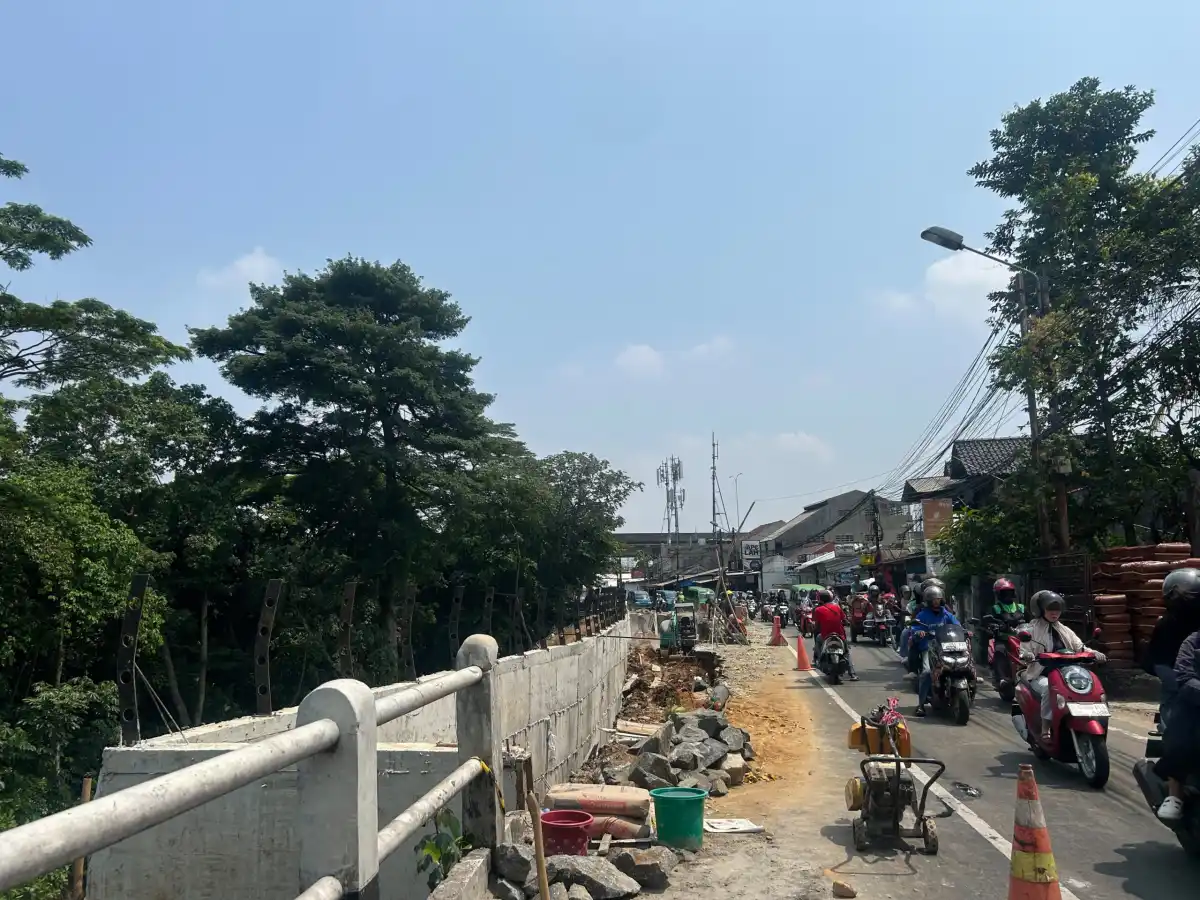 Perbaikan Jalan Terdampak Longsor di Kebon Pedes Mencapai 70 Persen