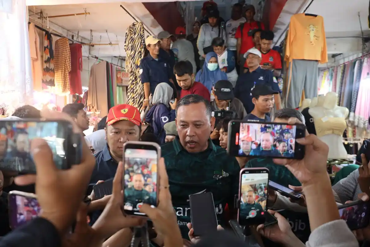 Gebrak Pasar Bekasi Ramai, Transaksi Capai Rp129,9 Juta dan Gerakkan Pedagang Lokal