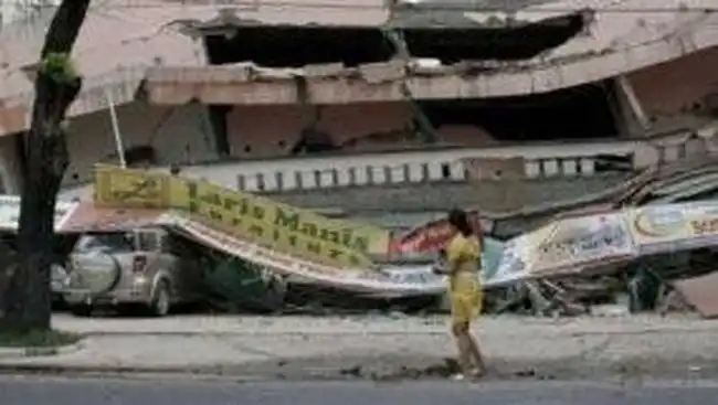 Gempa Padang-Pariaman 2009: Guncangan Besar, Kesaksian Korban, dan Jejak Kehancuran