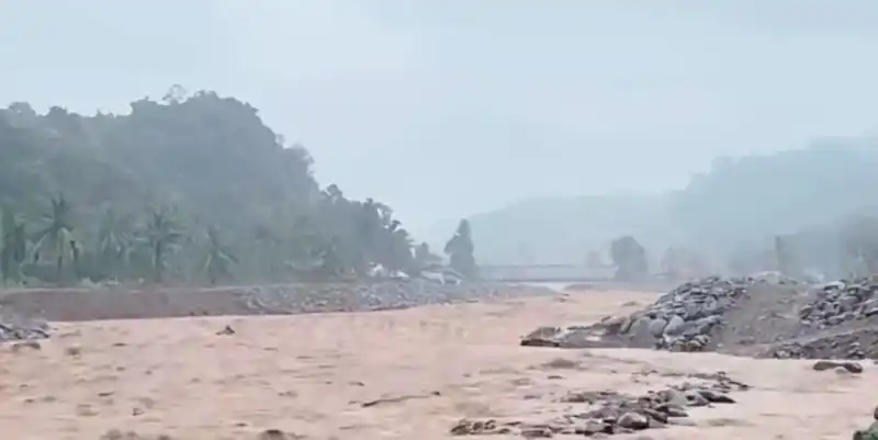 Keselamatan Warga Menjadi Sorotan dalam Peristiwa Banjir Padang
