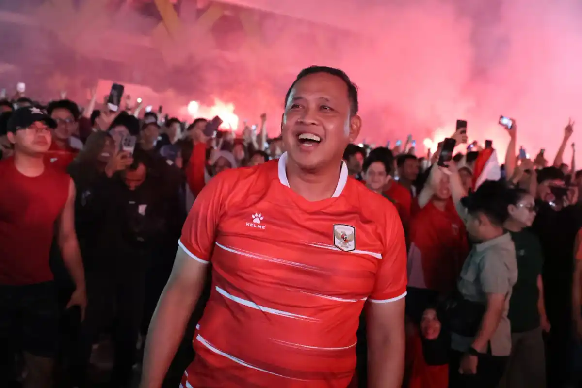 Tri Adhianto Rayakan Gelar Timnas Indonesia Bersama Warga Bekasi