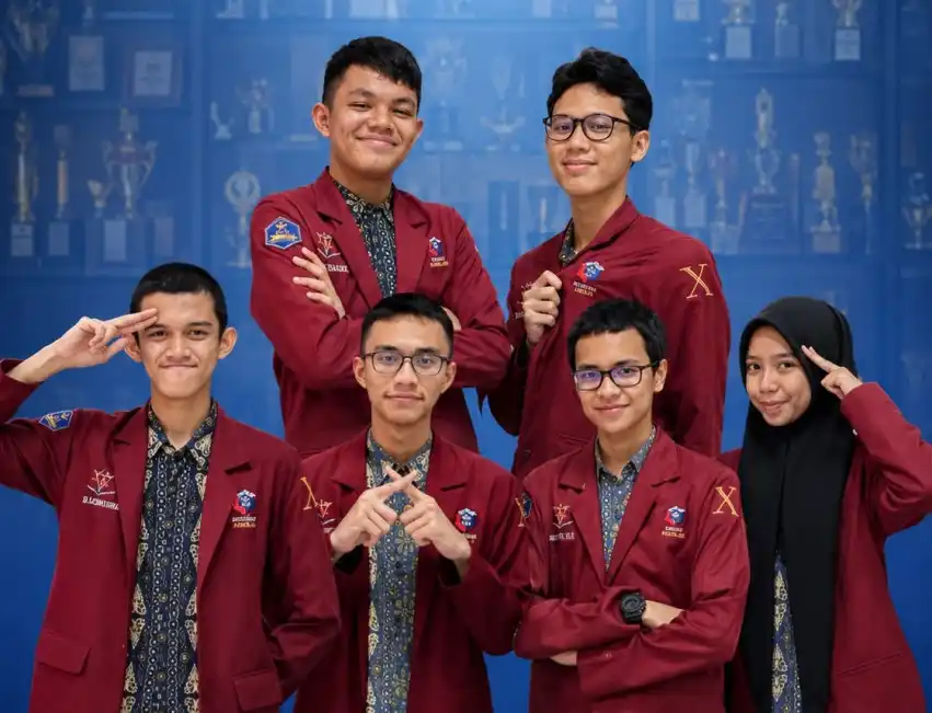 Enam Siswa MAN 2 Pekanbaru Berprestasi di OMI Riau, Empat Lolos ke Nasional