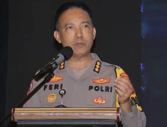 Feri Handoko Soenarso Ditunjuk sebagai Wakapolda Jawa Timur Feri Handoko Soenarso Ditunjuk sebagai Wakapolda Jawa Timur