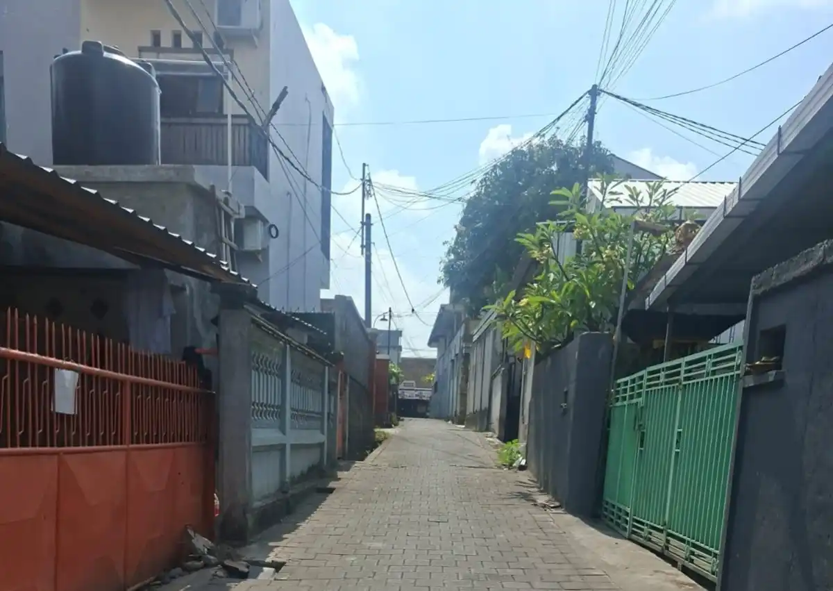 Aksi Tarik Kalung di Padangsambian Gagal, Perempuan 56 Tahun Terjatuh