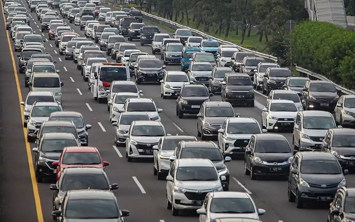 Pemeliharaan Perkerasan Jalan, Arus Tol Jagorawi dan JORR Direkayasa 11–19 Oktober
