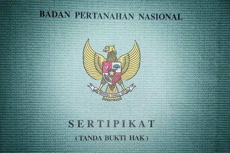 Memahami Perbedaan Sertifikat Tanah Elektronik dan Sertifikat Kertas