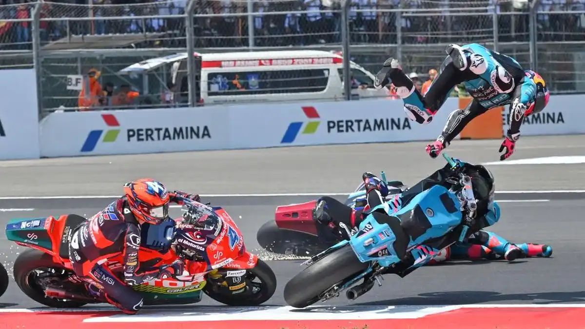 Bendera Merah Warnai Balapan Moto2 di Mandalika 2026