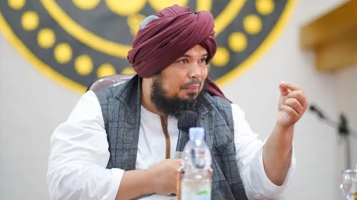 Ustaz Derry Sulaiman Jelaskan Alasan Mendukung Richard Lee dalam Perkara Hukum