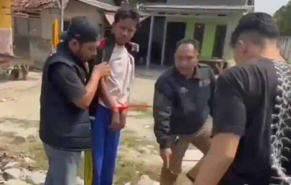 Duel Senjata Tajam Berujung Maut di Bekasi, Pelajar SMP Tewas setelah Perselisihan Korek Api