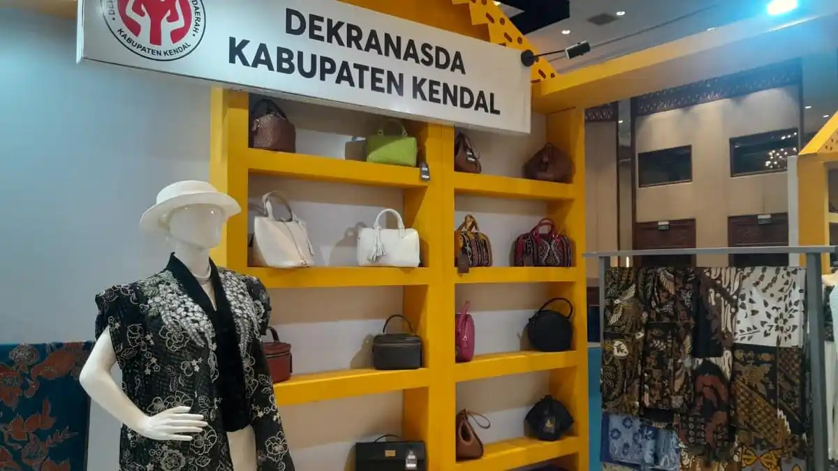 Dari Penggembala Menjadi Perajin, UMKM Kendal Hadirkan Tas Kulit Edisi Terbatas