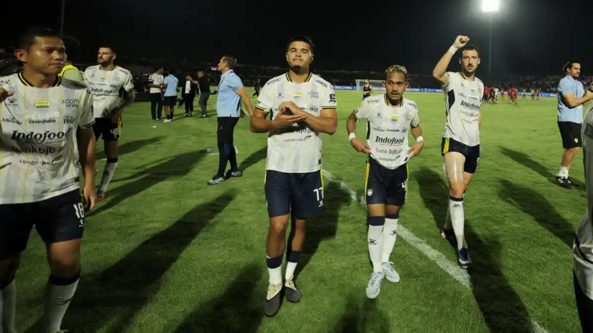Persib Bersiap Hadapi Viettel FC, Sandy Walsh Berpeluang Tampil Sejak Menit Awal